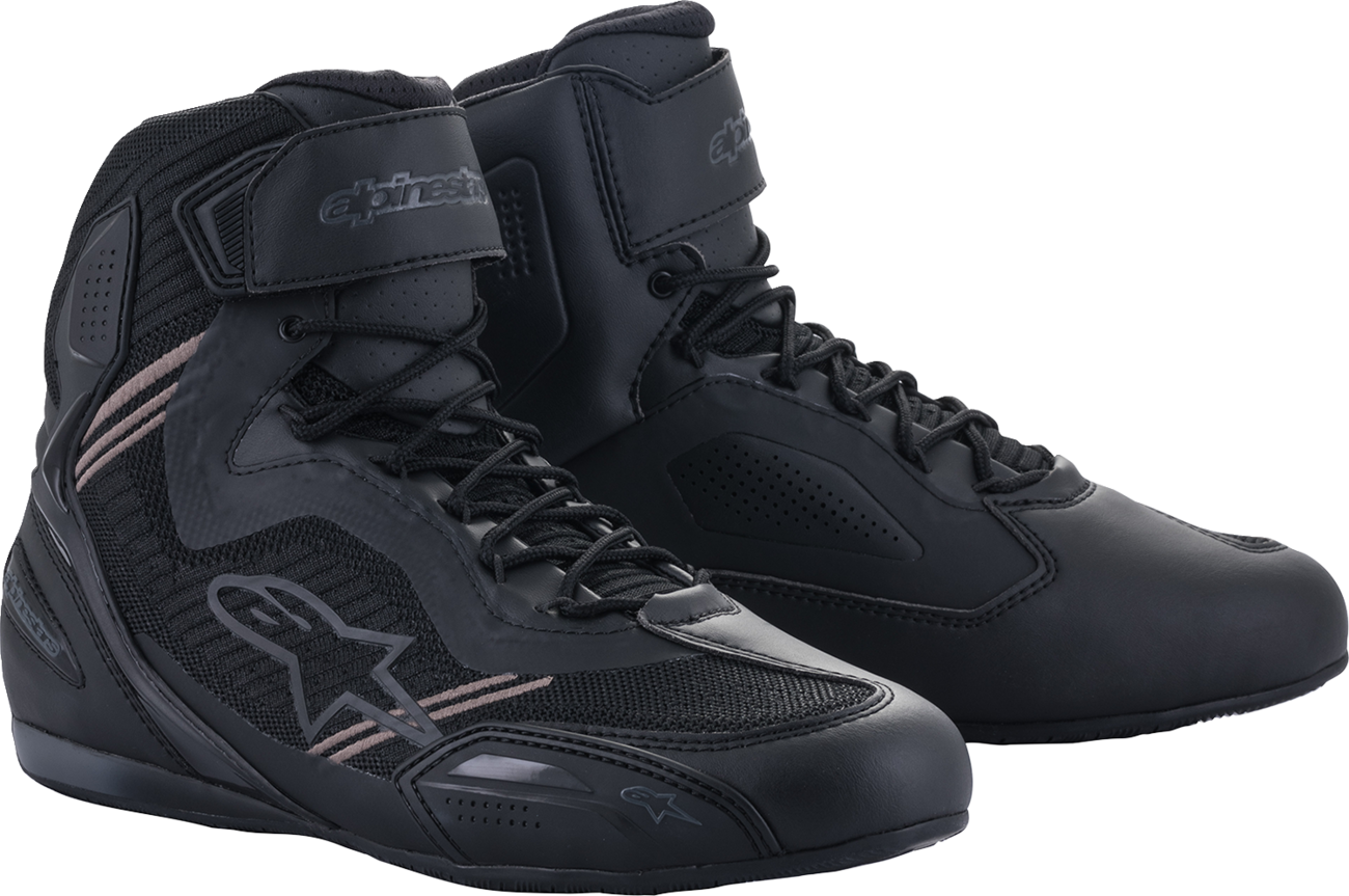 Alpinestars Faster-3 Rideknit® Shoes in black and gray, US size 8, featuring sleek design and sporty sneaker style.