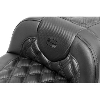 SADDLEMEN Roadsofa™ extended reach motorcycle seat by Bill's Exhausts, carbon fiber with lattice stitch for FLTR/FLHX 2023-2024