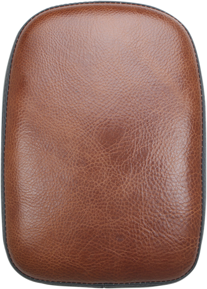 Bill's Exhausts SADDLEMEN Lariat Pad 7-inch seat with leather and padding, designed for comfort and style in motorcycle seating.