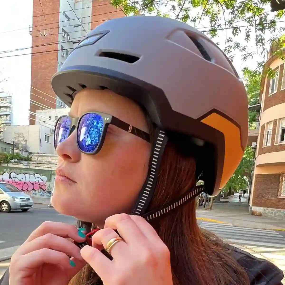 Gull | XNITO Helmet | E-Bike Helmet - Howling Moto