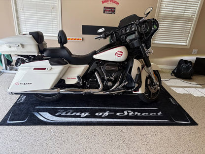 MPM Motorcycle Mat for Cruiser Motorcycle "King of Street" - MM7343 - Howling Moto