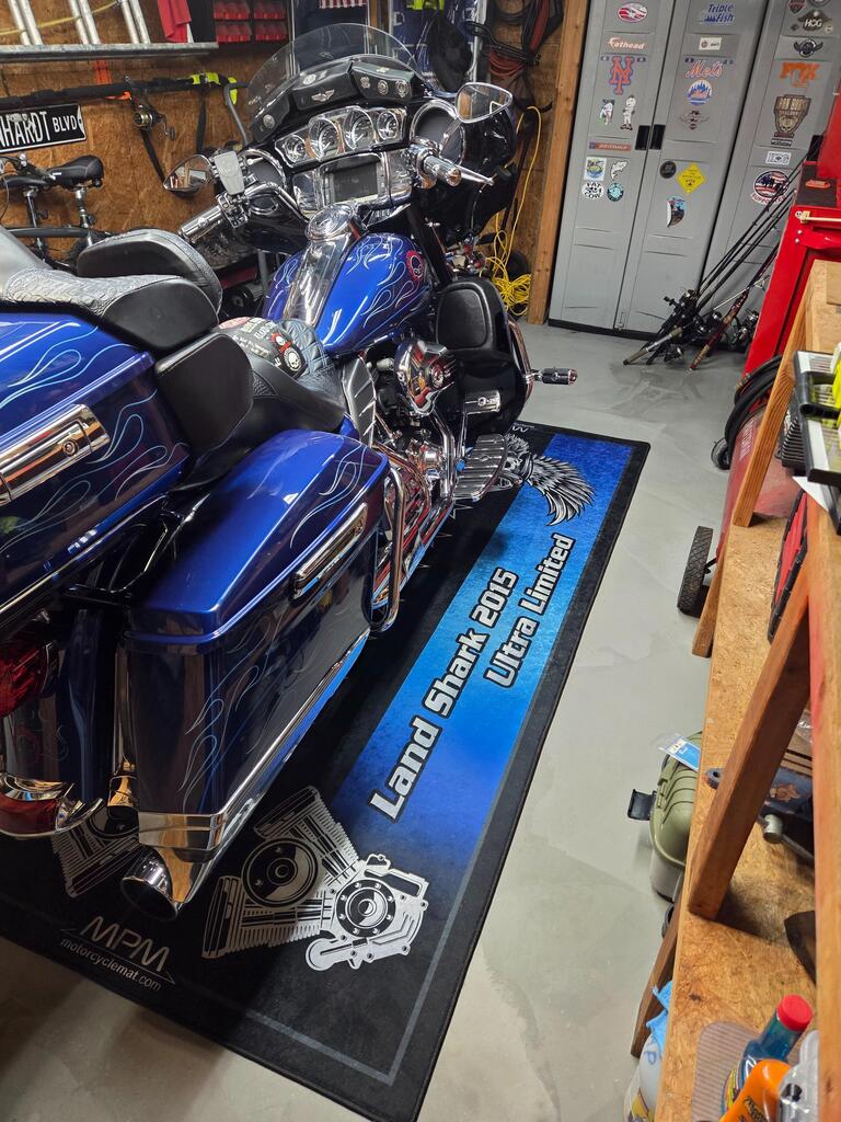 MPM Motorcycle Mat for Cruiser Motorcycle "The Sound of Power" - MM7304 - Howling Moto