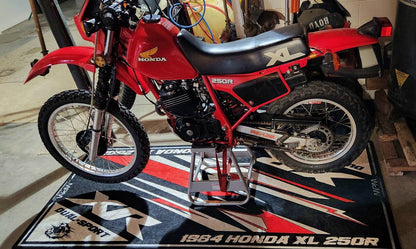 MPM Motorcycle Mat for Honda XR - MM7456 - Howling Moto