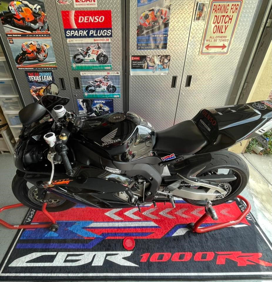 MPM Motorcycle Mat for Honda CBR1000RR - MM7442 - Howling Moto
