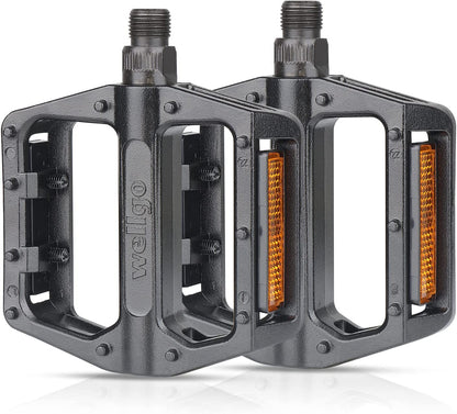 Hycline Wellgo bike pedal set featuring flat bicycle pedals for mountain biking with durable design and non-slip surface.