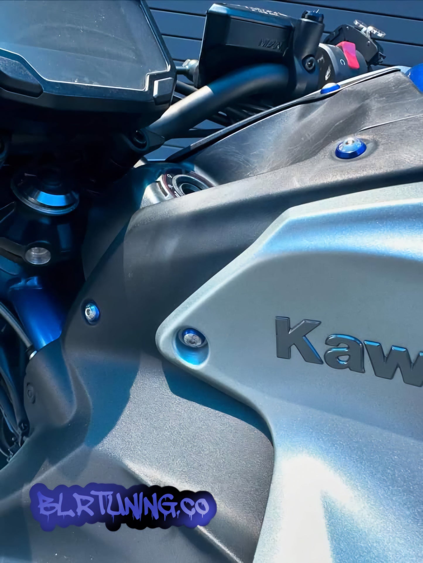 KAWASAKI Z900 DRESS UP BOLT KIT FOR 20 - 25 - Howling Moto