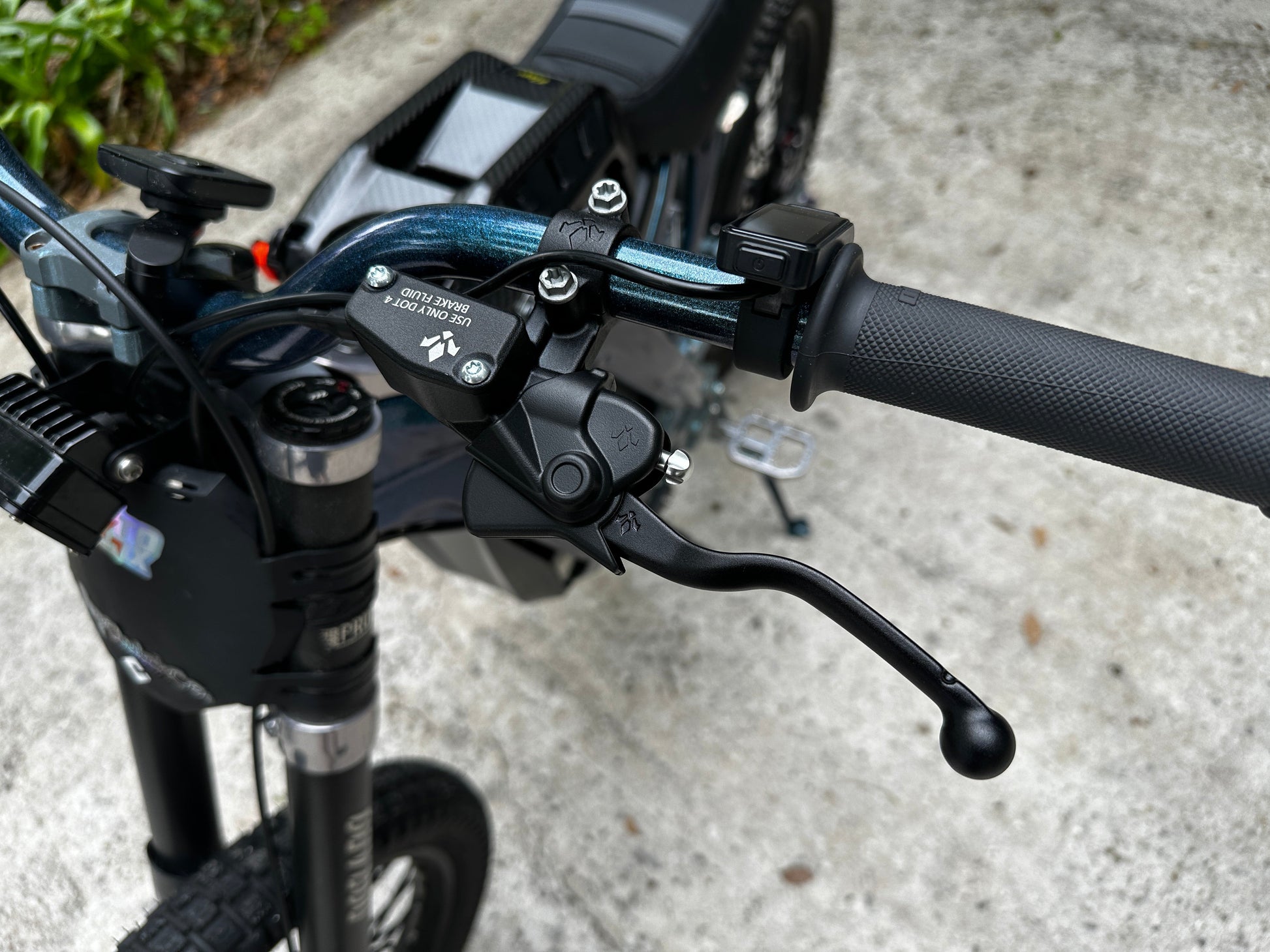Formula E-Moto Dot4 Brakes - Howling Moto