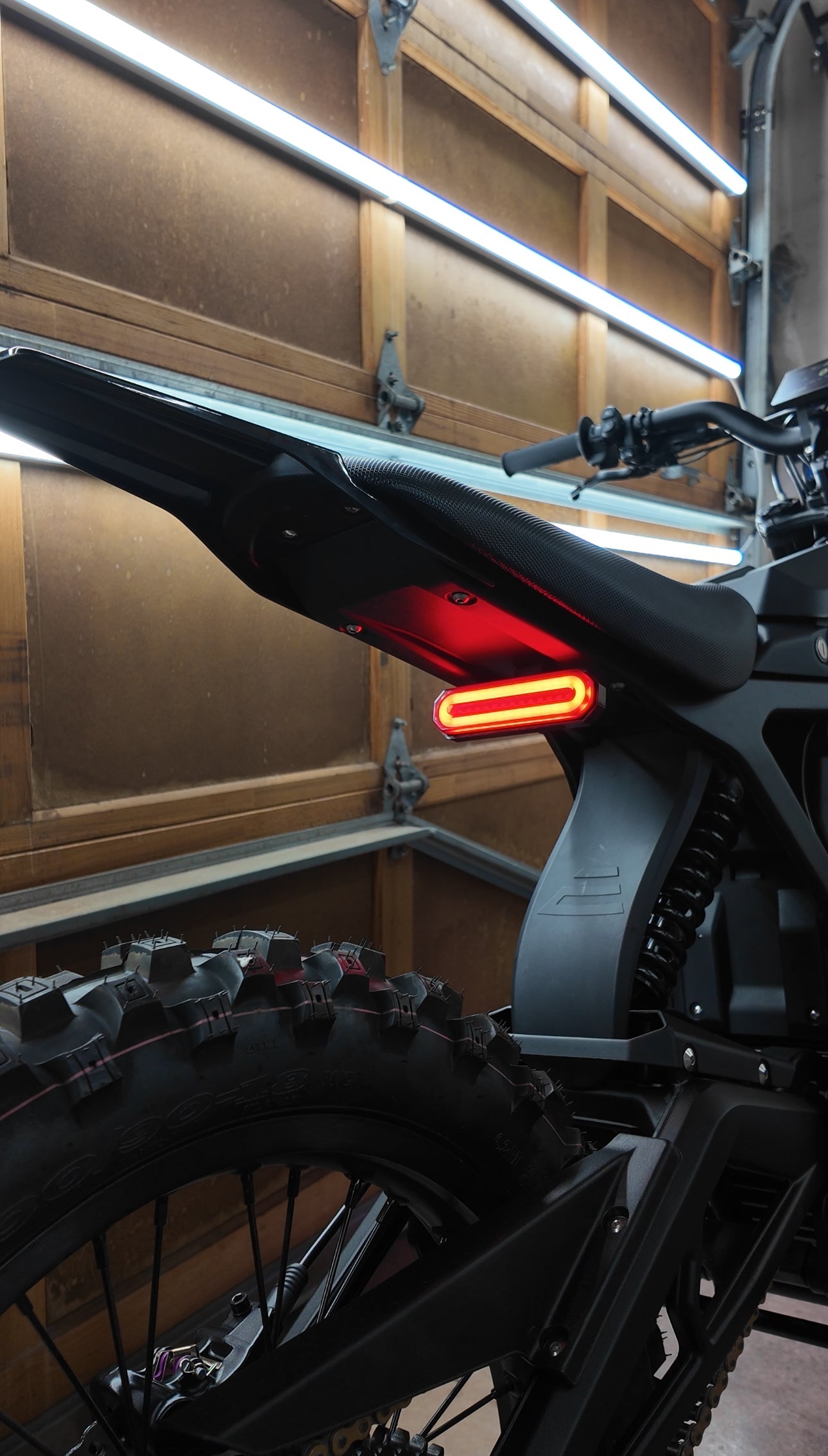 Eride Pro 3.0 Functional V2 CyberLight - Howling Moto
