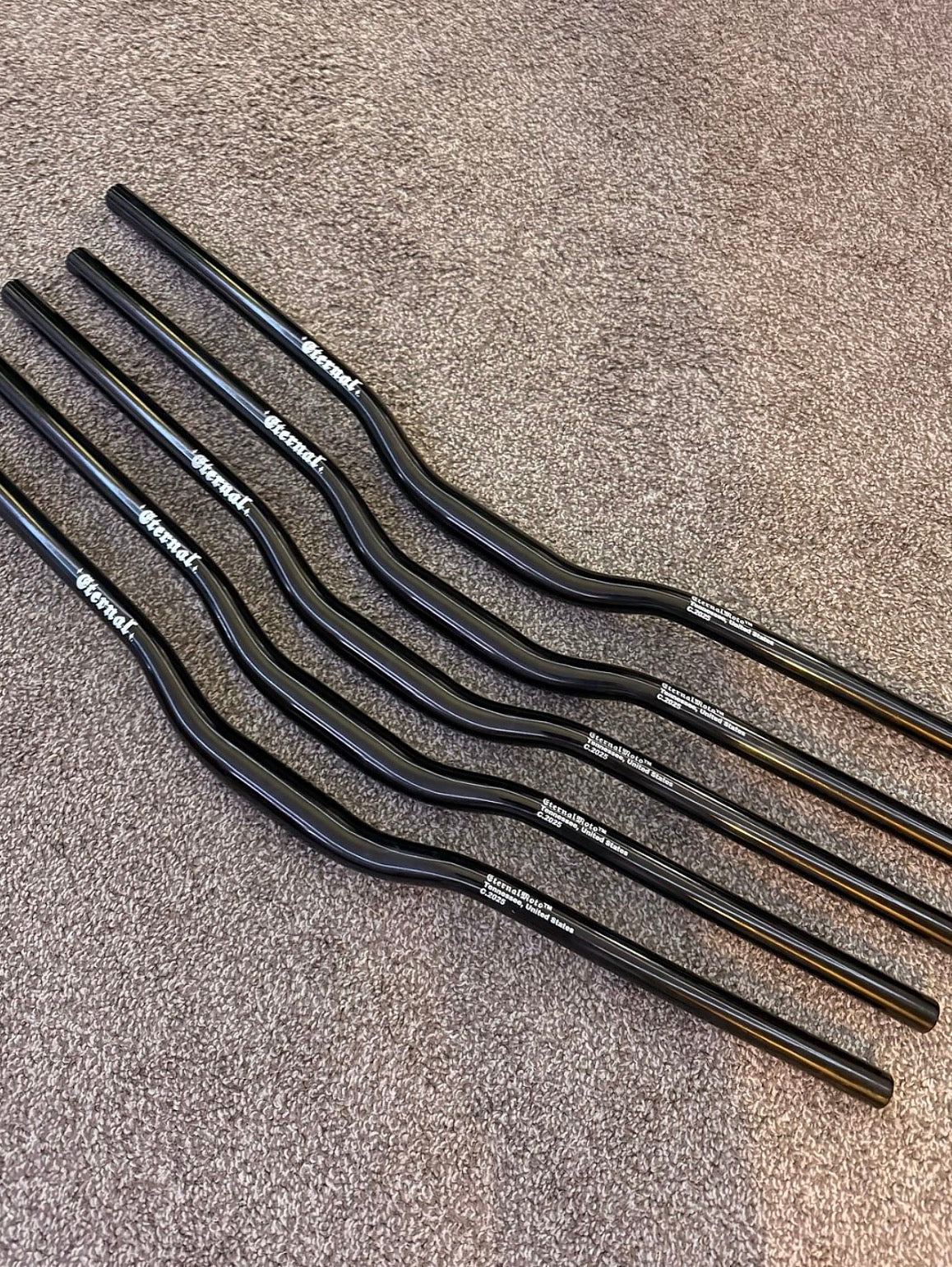 Eternal Gloss Black Handlebars V1