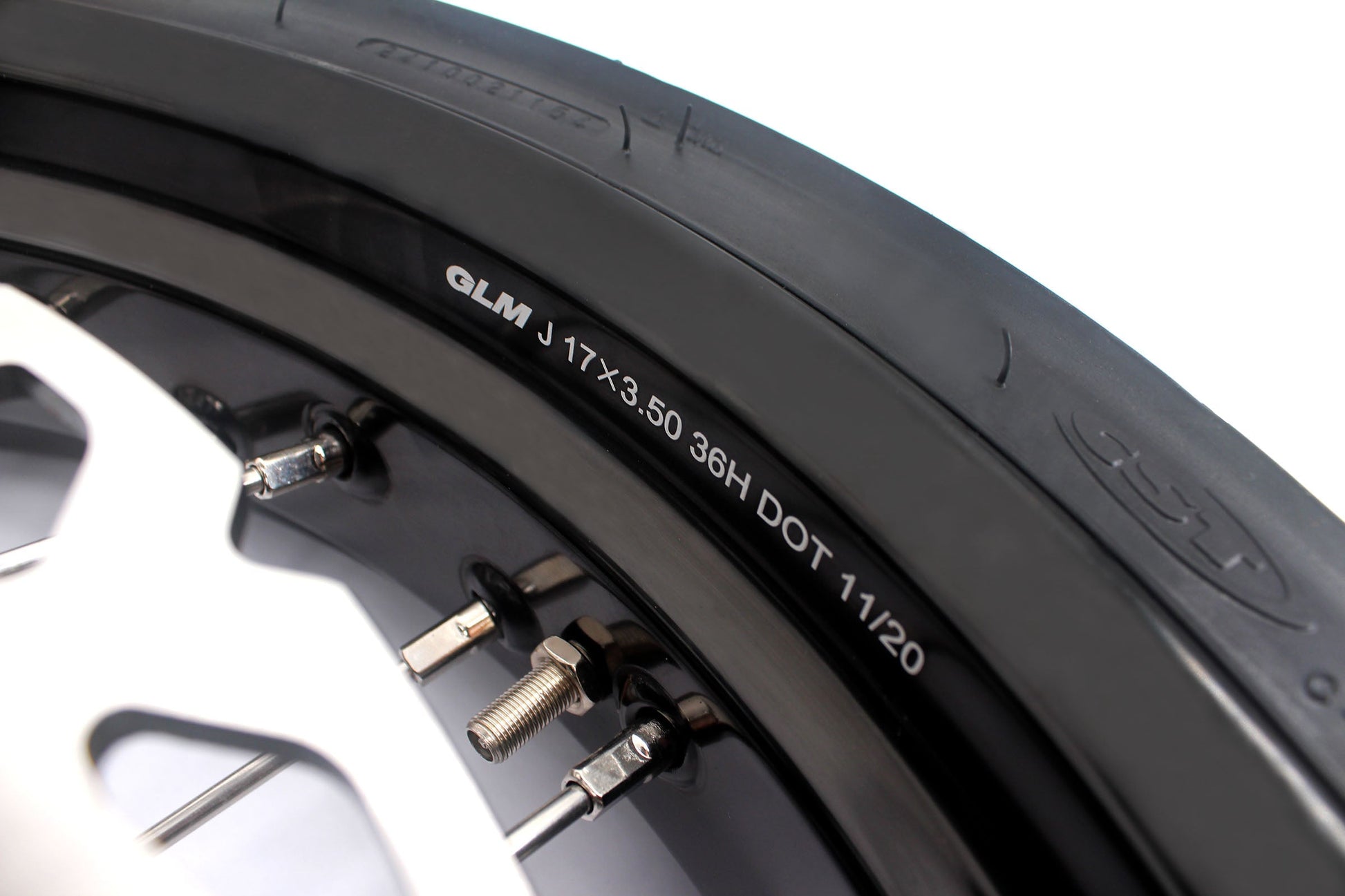 KKE CUSH DRIVE 3.5/4.25*17in. Supmermoto Wheels Kit For SUZUKI DRZ400SM 2005-2024 CST Tires - Howling Moto