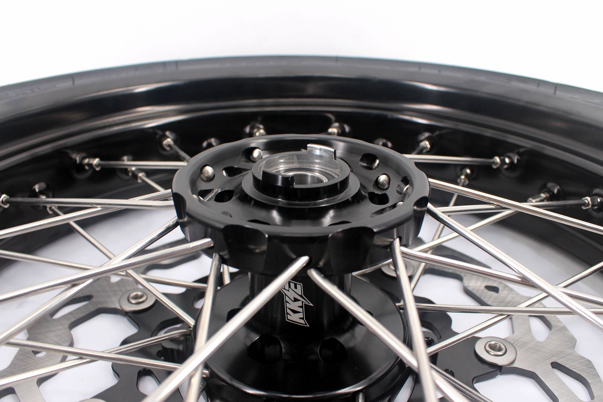 KKE CUSH DRIVE 3.5/4.25*17in. Supmermoto Wheels Kit For SUZUKI DRZ400SM 2005-2024 CST Tires - Howling Moto
