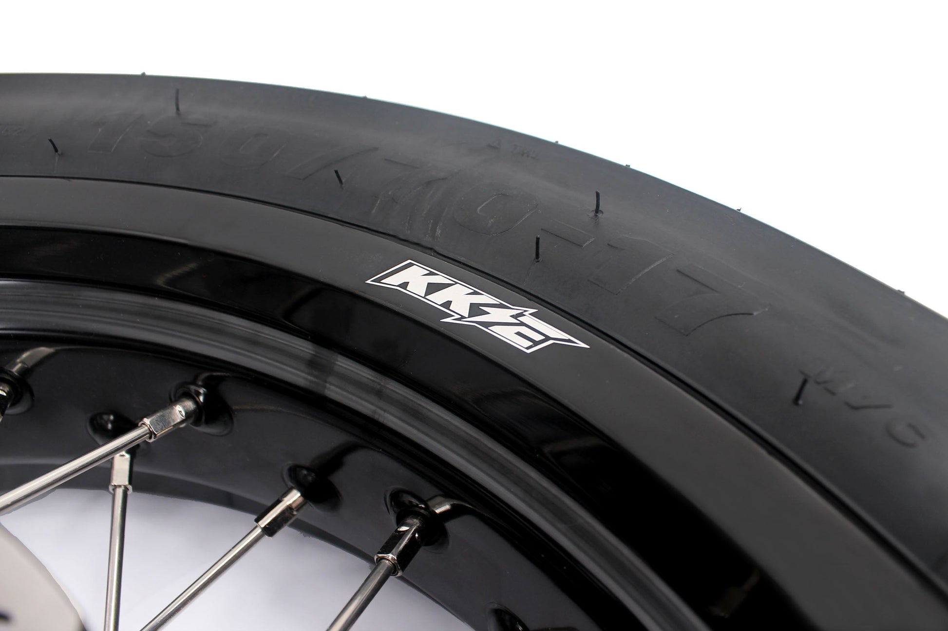 KKE CUSH DRIVE 3.5/4.25*17in. Supmermoto Wheels Kit For SUZUKI DRZ400SM 2005-2024 CST Tires - Howling Moto