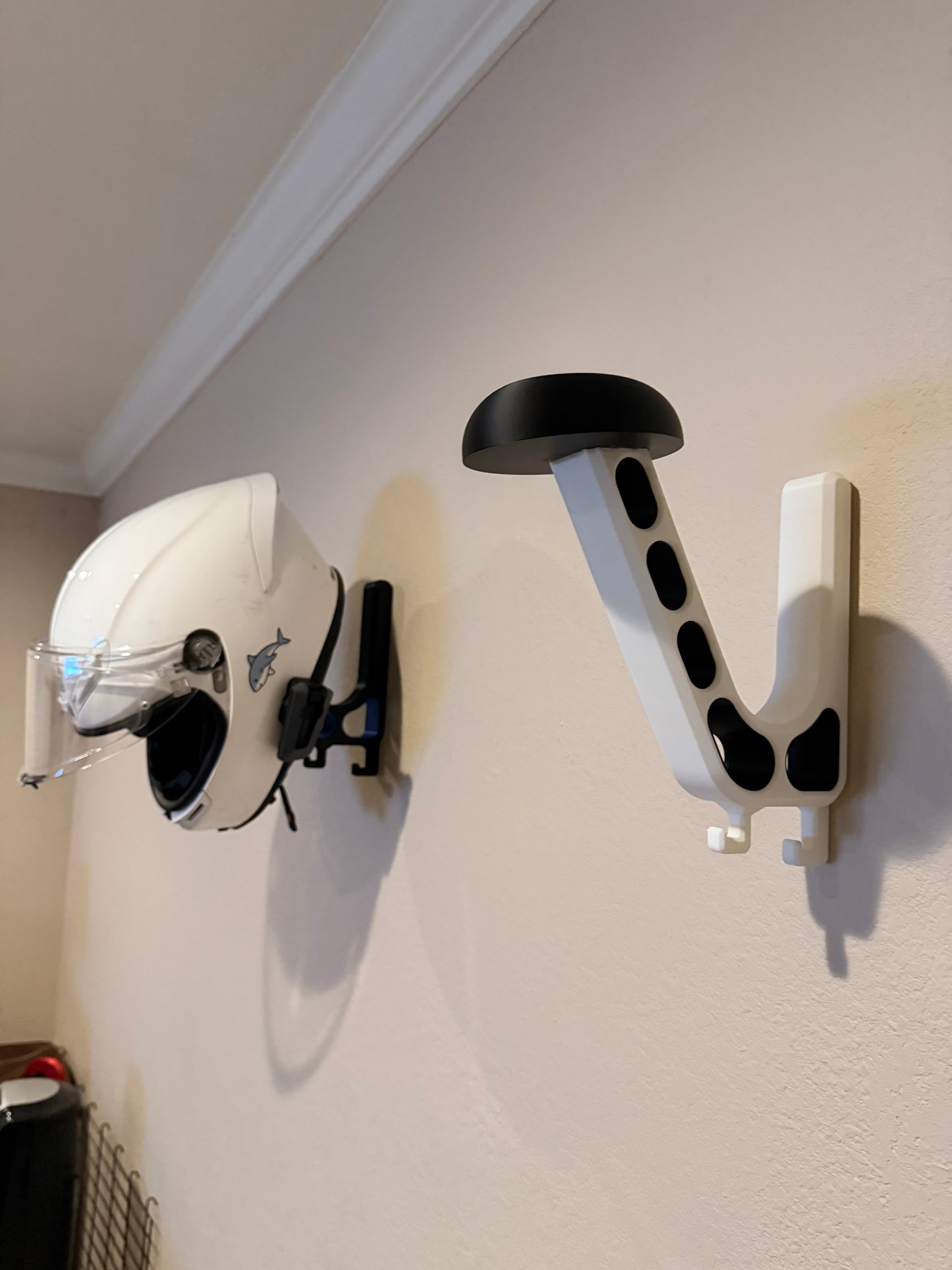 Motorcycle Helmet Wall Mount - Howling Moto