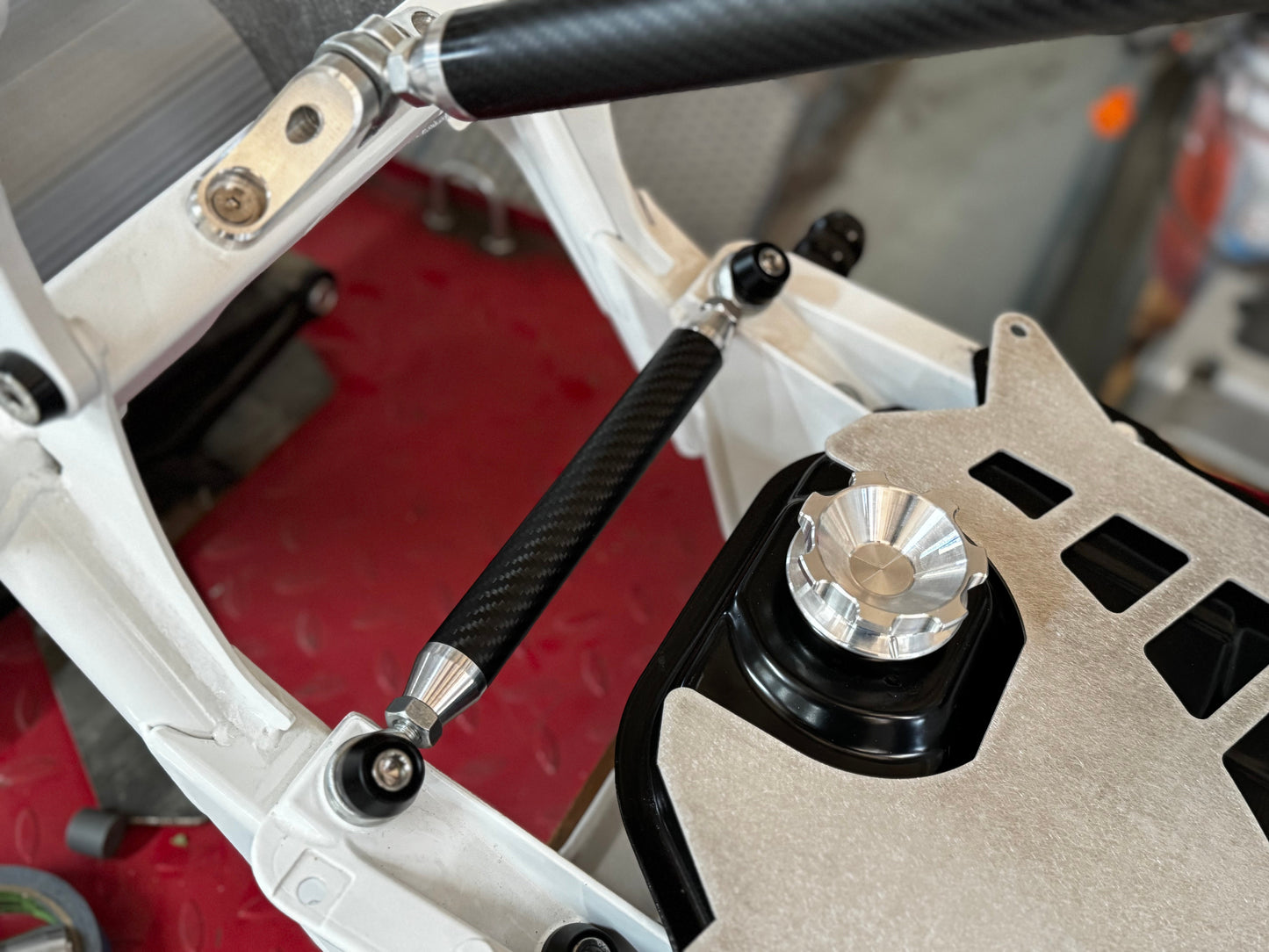 -Honda Ruckus Carbon Fiber Cross Bar
