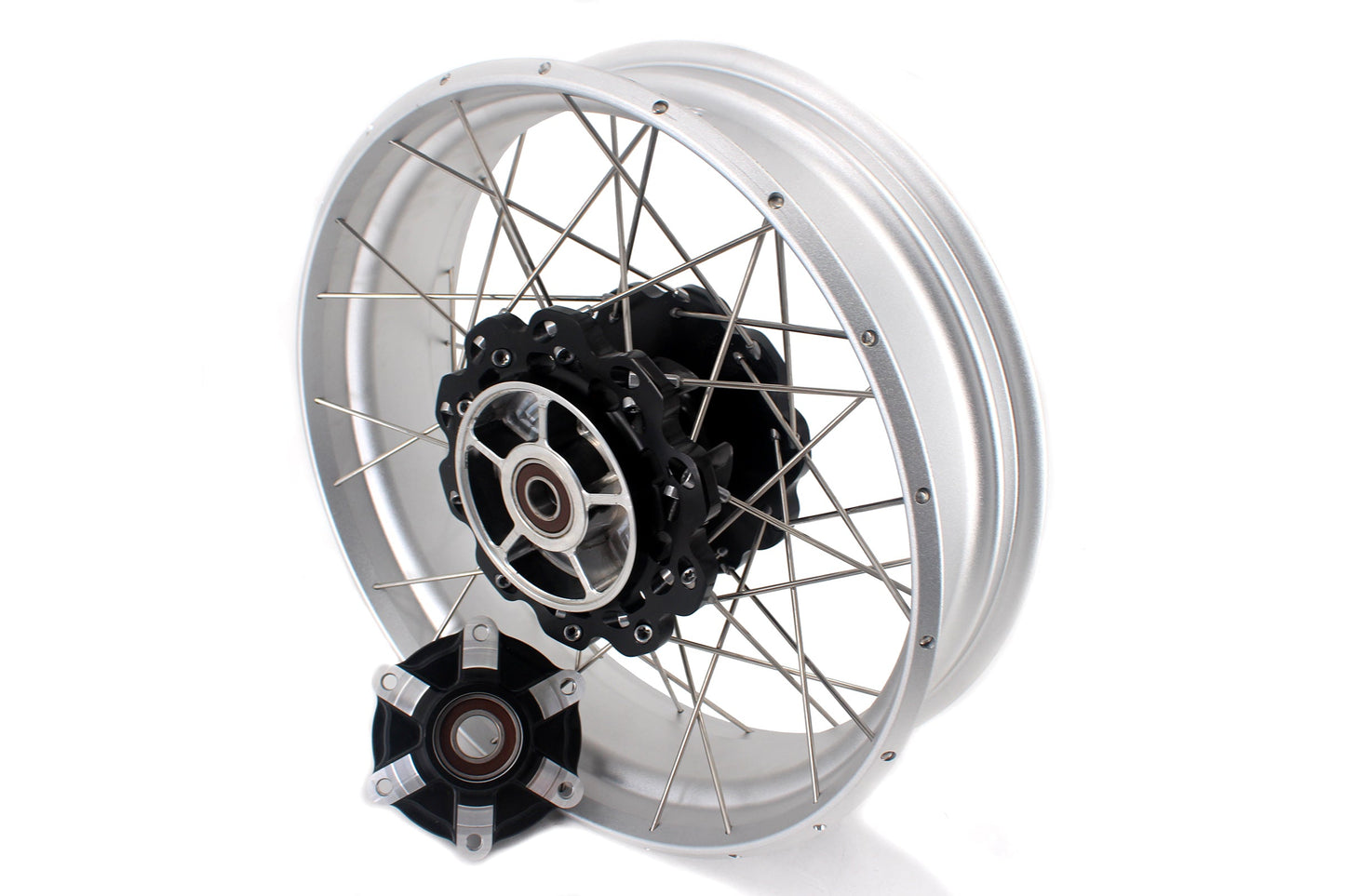 VMX 18" & 17" Tubeless Alloy Spoke Wheels For Triumph Bonneville T120/T100 2021-2024 - Howling Moto