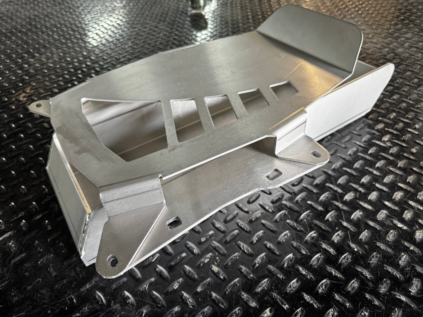 E-RUCKUS BATTERY TRAY