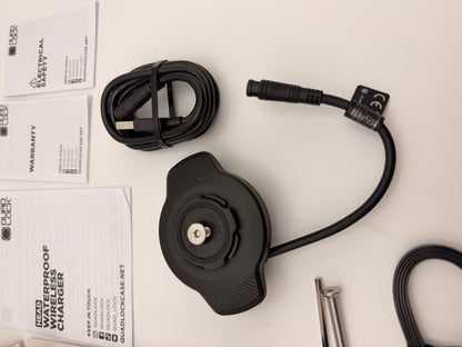 Quad Lock Weatherproof Wireless Charging Head – IP66, Fast Charge, Quad Lock 360 Compatible
