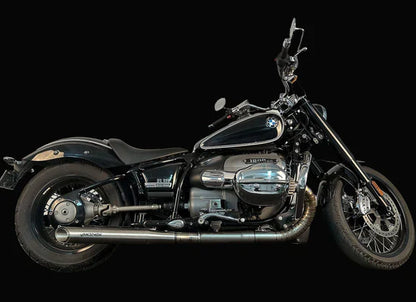 BMW R18 titanium exhaust system by Bill's Exhausts, showcasing the sleek, lightweight design for the BMW R18 motorcycle (2020-2025).