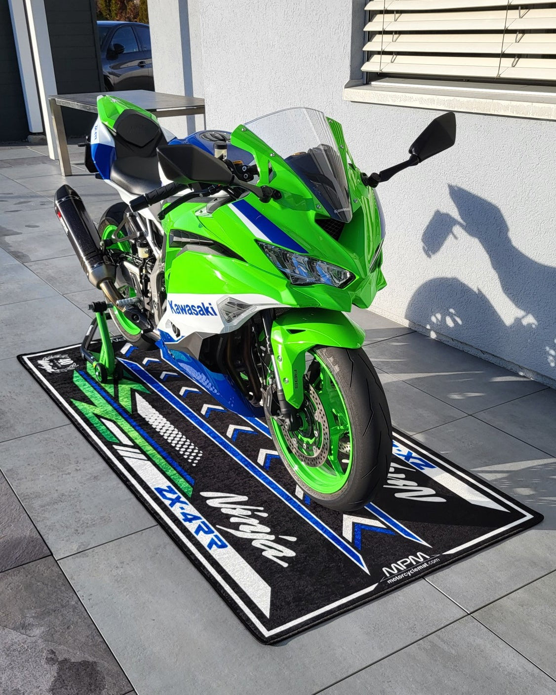 MPM Motorcycle Mat for Kawasaki Ninja ZX-4RR 40th Anniversary - MM7394 - Howling Moto