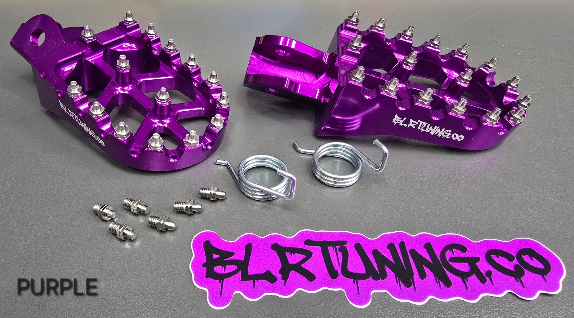FOOT PEGS FOR RAWRR MANTIS X AND MANTIS X PRO BILLET ALUMINUM WITH STAINLESS STEEL TEETH BY BLR TUNING - Howling Moto