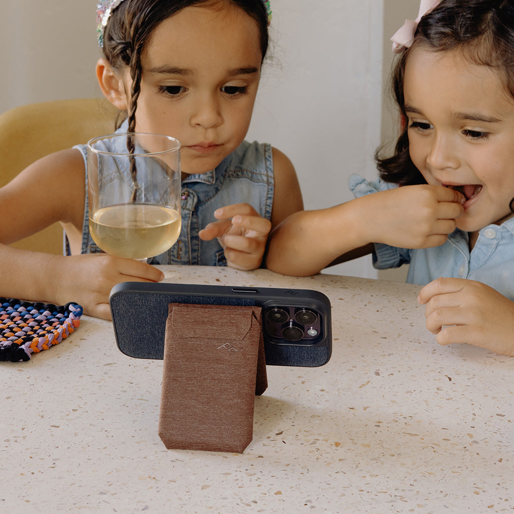 Mobile Wallet | Stand Wallet | Sage | Fabric - Howling Moto