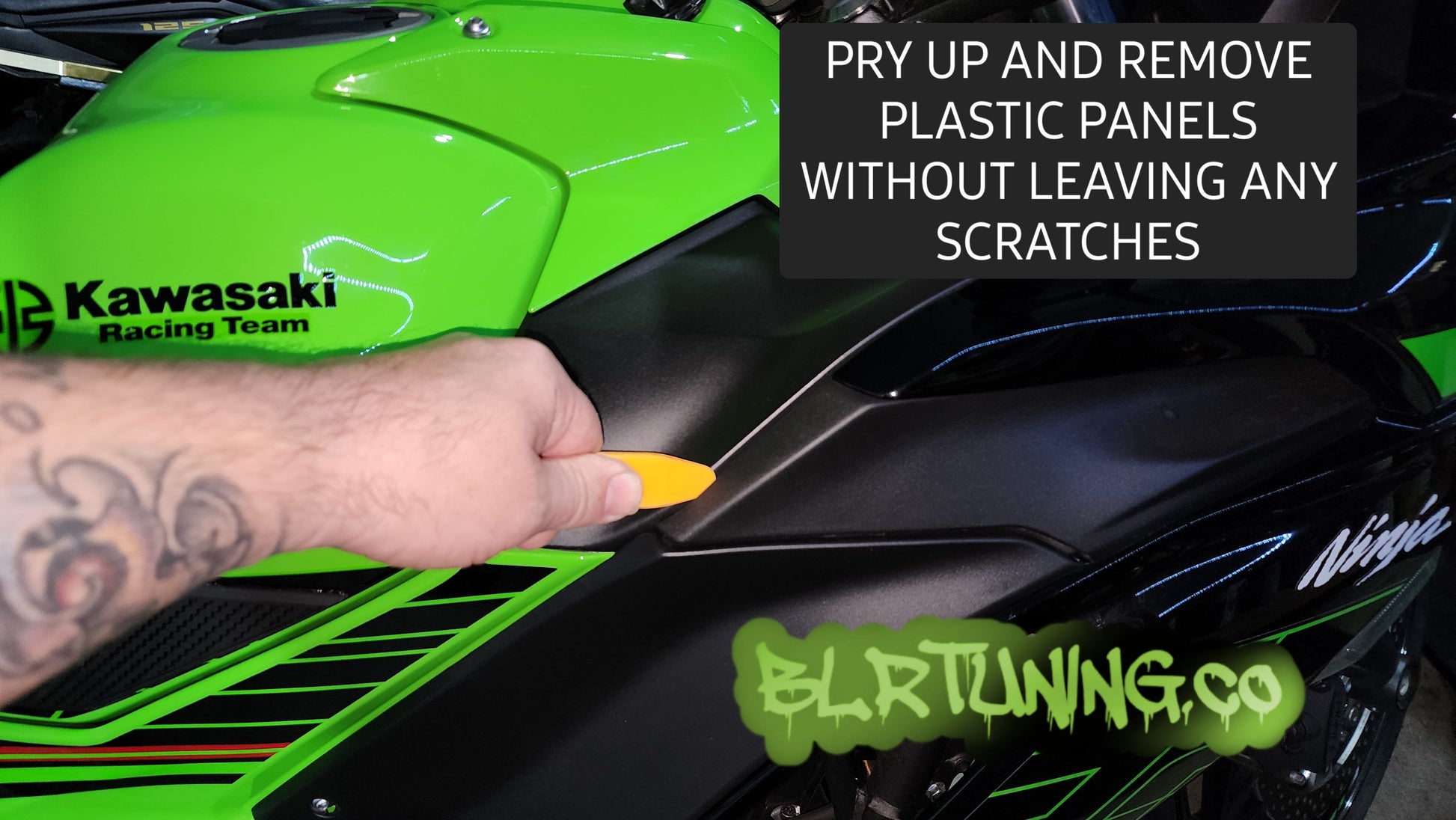 PLASTIC PRY TOOLS 4 PIECE SET - Howling Moto