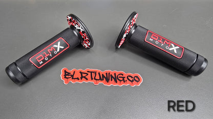 D1M MOTO X HAND GRIPS CLOSED END - FITS 7/8 BARS - FITS ELECTRIC DIRT BIKES - E-BIKES - DIRT BIKE - PIT BIKES - Howling Moto