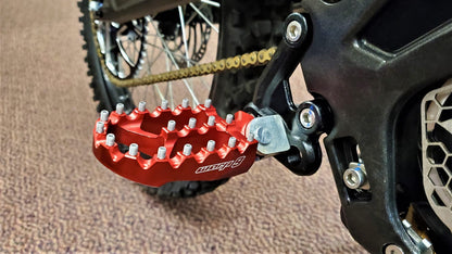 Surron LBX Foot Pegs (Collective) - Howling Moto