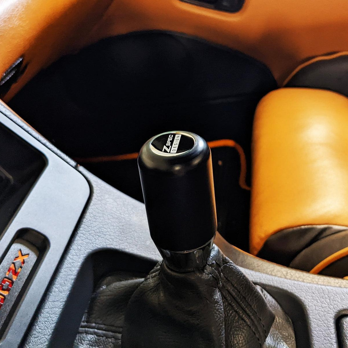 ZSPEC Shift Knob, M8-1.25, Delrin & Stainless, 6-Speed Shift Pattern Coin - Howling Moto