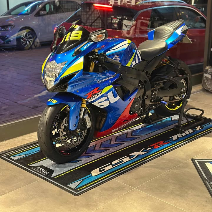 MPM Motorcycle Mat for Suzuki GSX-R750Z - MM7357 - Howling Moto
