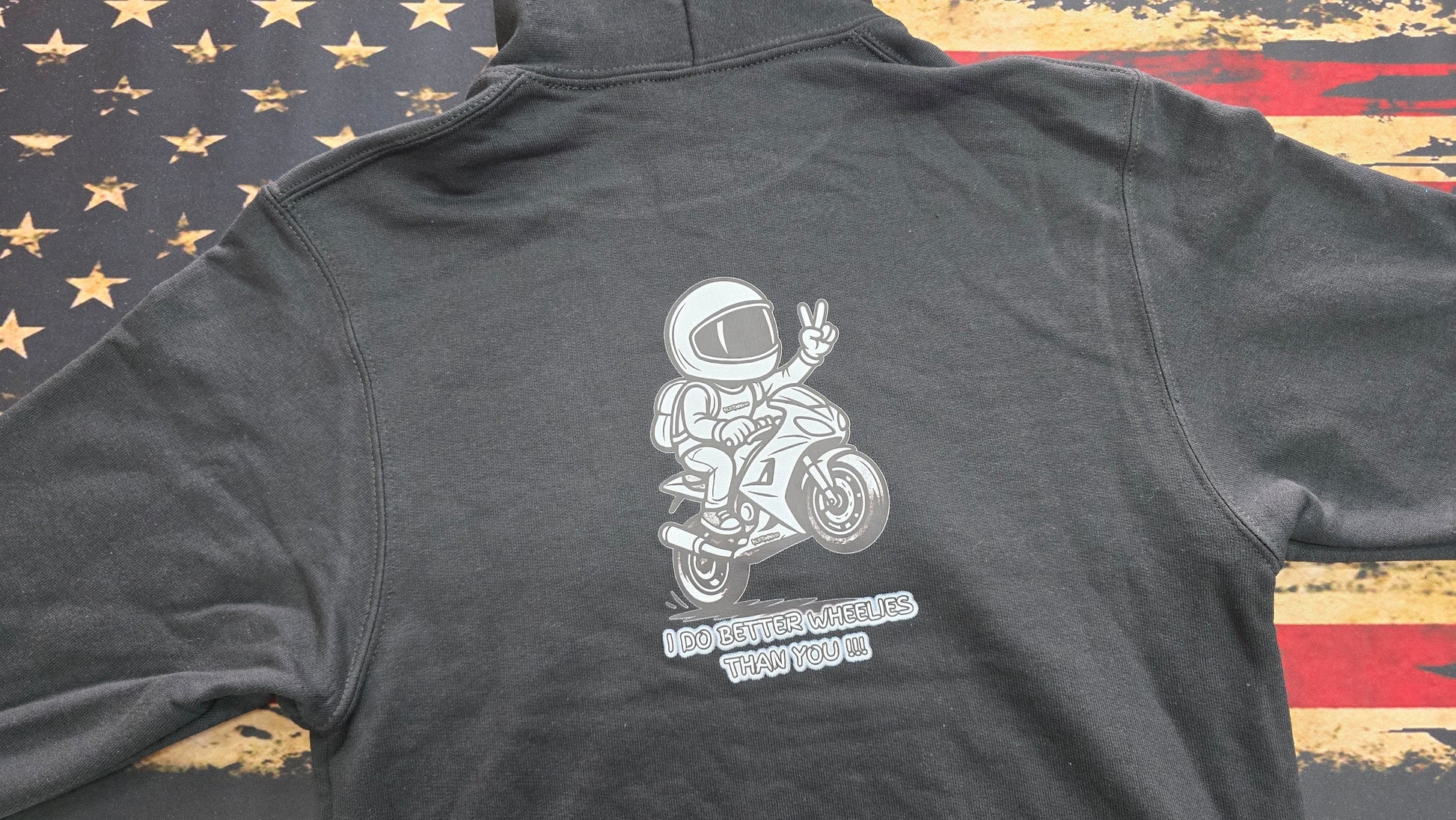 YOUTH HOODIE - I do better wheelies than you - limited edition - Howling Moto