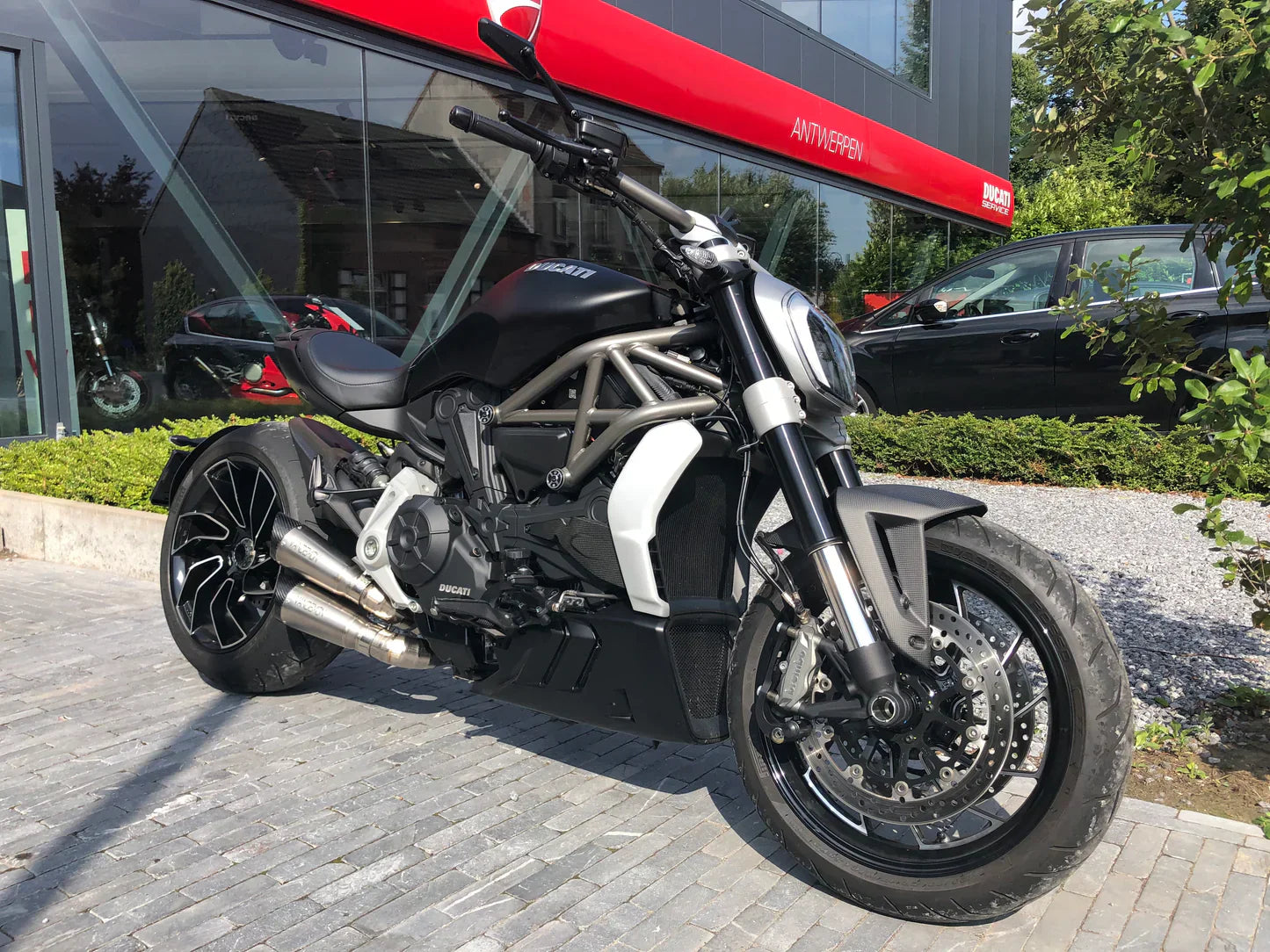 Vandemon titanium exhaust system for Ducati XDiavel and Diavel S 1260, 2016-2022, featuring sleek metal finish and exhaust pipes.