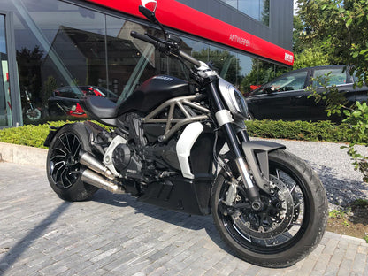 Vandemon titanium exhaust system for Ducati XDiavel and Diavel S 1260, 2016-2022, featuring sleek metal finish and exhaust pipes.