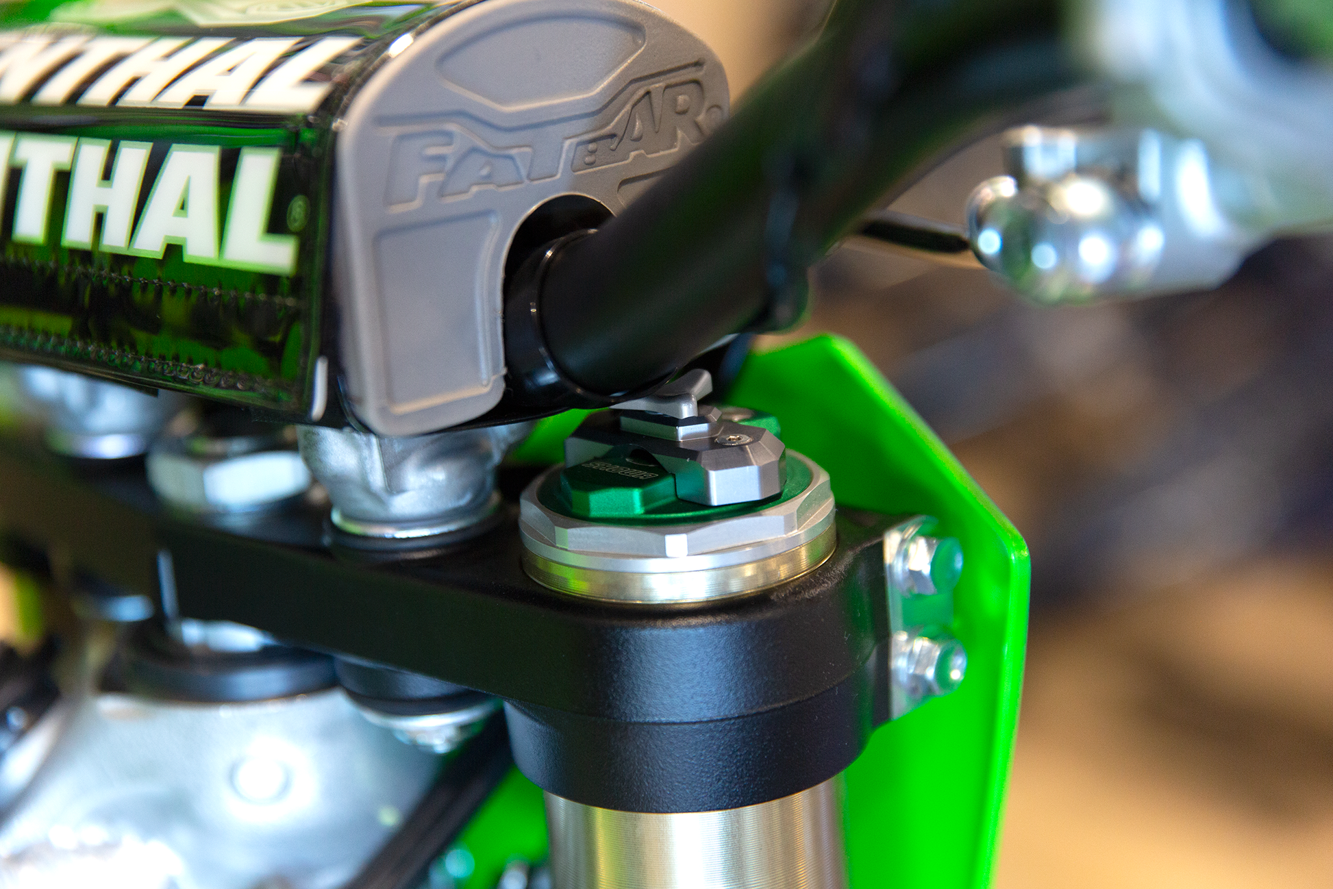 MOTION PRO, Motion Pro Compression Adjuster for Showa 49mm Forks - Short Version Part 11-0122