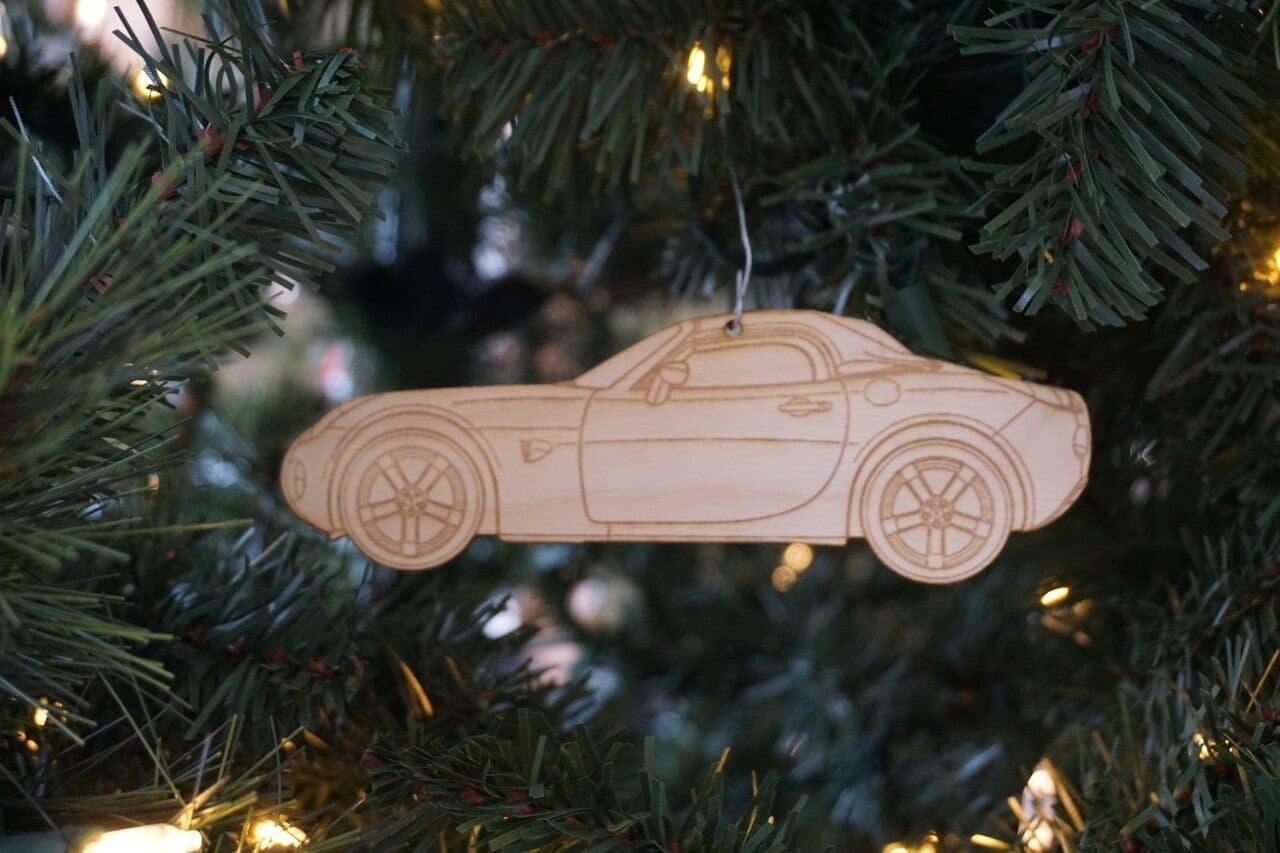 ZSPEC Laser-Engraved Birch Ornament, Style: Pontiac Solstice/Saturn Sky ~5-inch Wide - Howling Moto