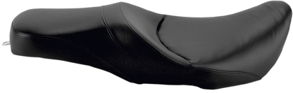 Black SADDLEMEN Pro Tour Seat for FLH models '97-07, designed for comfort and style on Harley-Davidson touring motorcycles.