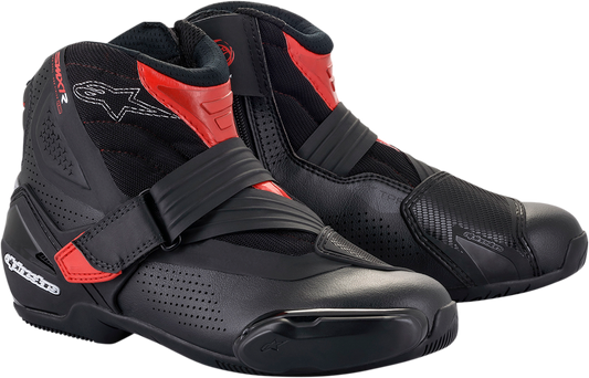 Alpinestars SMX1-R V2 motorcycle racing boots in black and red, US size 6.5, EU 40, with protective features.