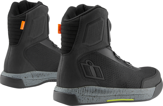 Black ICON Overlord Vented CE Boots by Bill's Exhausts, size 7, with protective features and durable design.