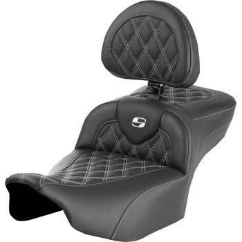 Bill's Exhausts SADDLEMEN Roadsofa™ Extended Reach Seat with backrest, white lattice stitching for FLTR/FLHX 2023-2024 motorcycles
