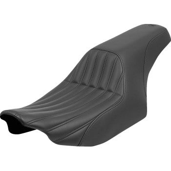 Saddlemens Profiler Knuckle seat for FLT/FLH 2023-2024, with black leather and detailed stitching for Harley Davidson motorcycles.