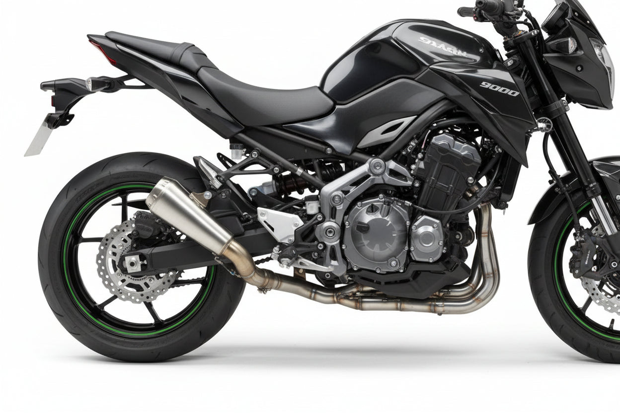 Arrow Kawasaki Z 900 exhaust with Nichrom Pro-Race silencer and stainless steel link pipe, compatible with original and Arrow collection.