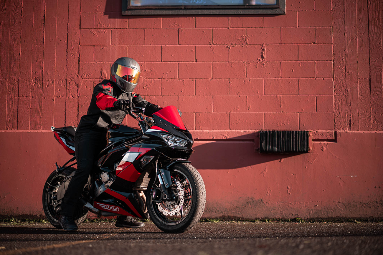 ICON Airform™ Helmet Resurgent in red, XS size, featuring sleek design and durable construction for motorcycle riding protection.