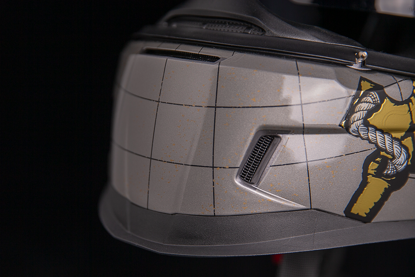 ICON Airform™ Helmet Semper Fi Gold small helmet from Bill's Exhausts, featuring a sleek design and vibrant gold finish.