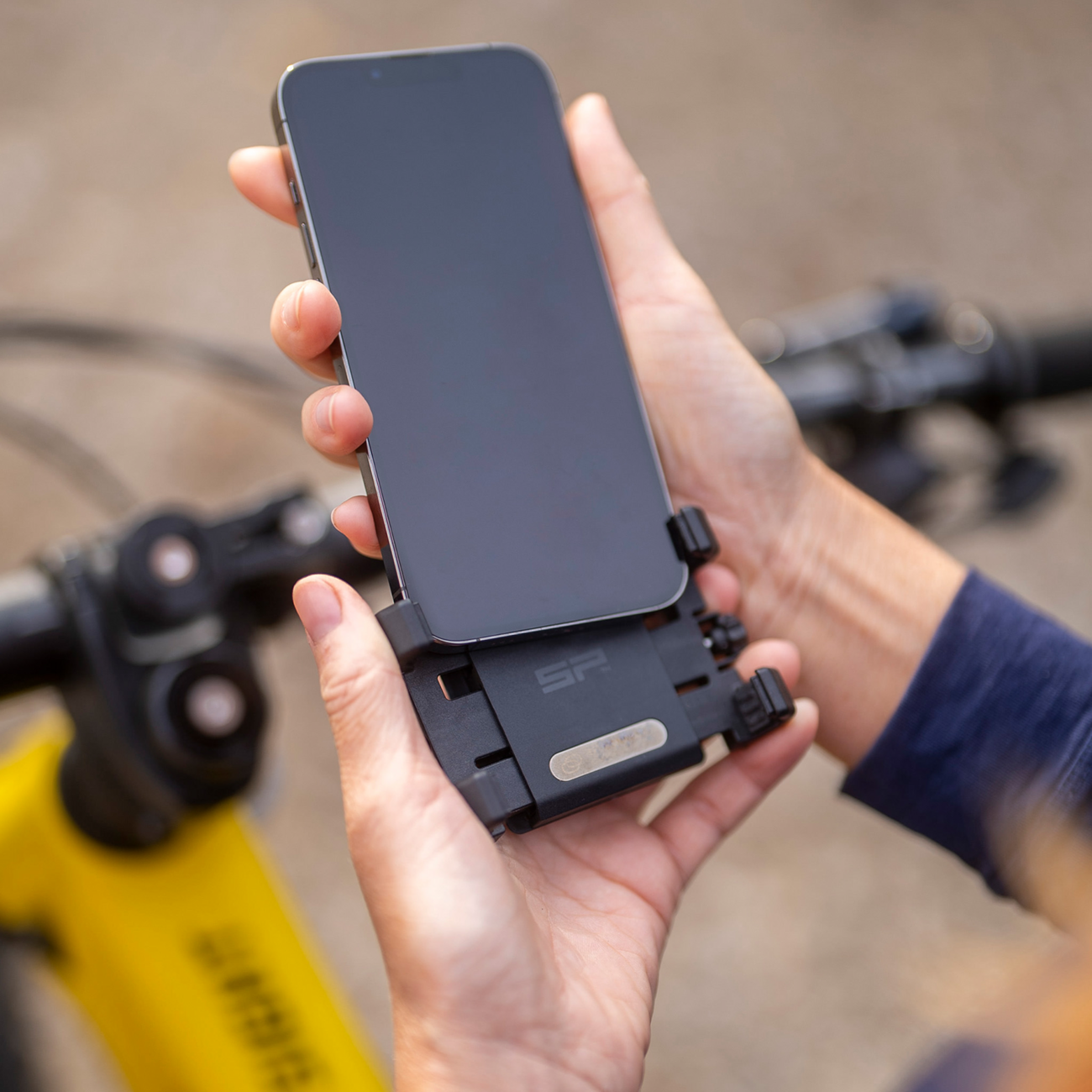 SP CONNECT Clamp - Phone - SPC+ - Universal - Max 52657 - Howling Moto