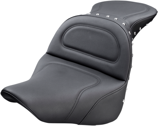 Bill's Exhausts Saddlemen Explorer Special Seat for motorcycle, featuring comfortable cushioning and sleek black design.