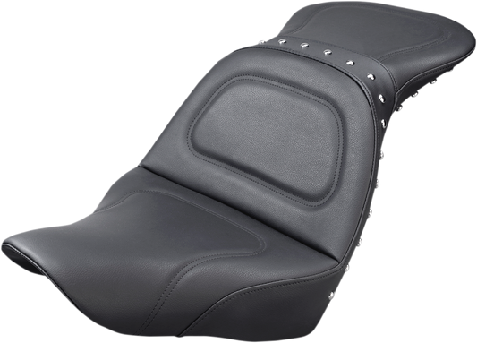 Bill's Exhausts Saddlemen Explorer Special Seat 818-29-039, motorcycle seat with ergonomic design and black upholstery.