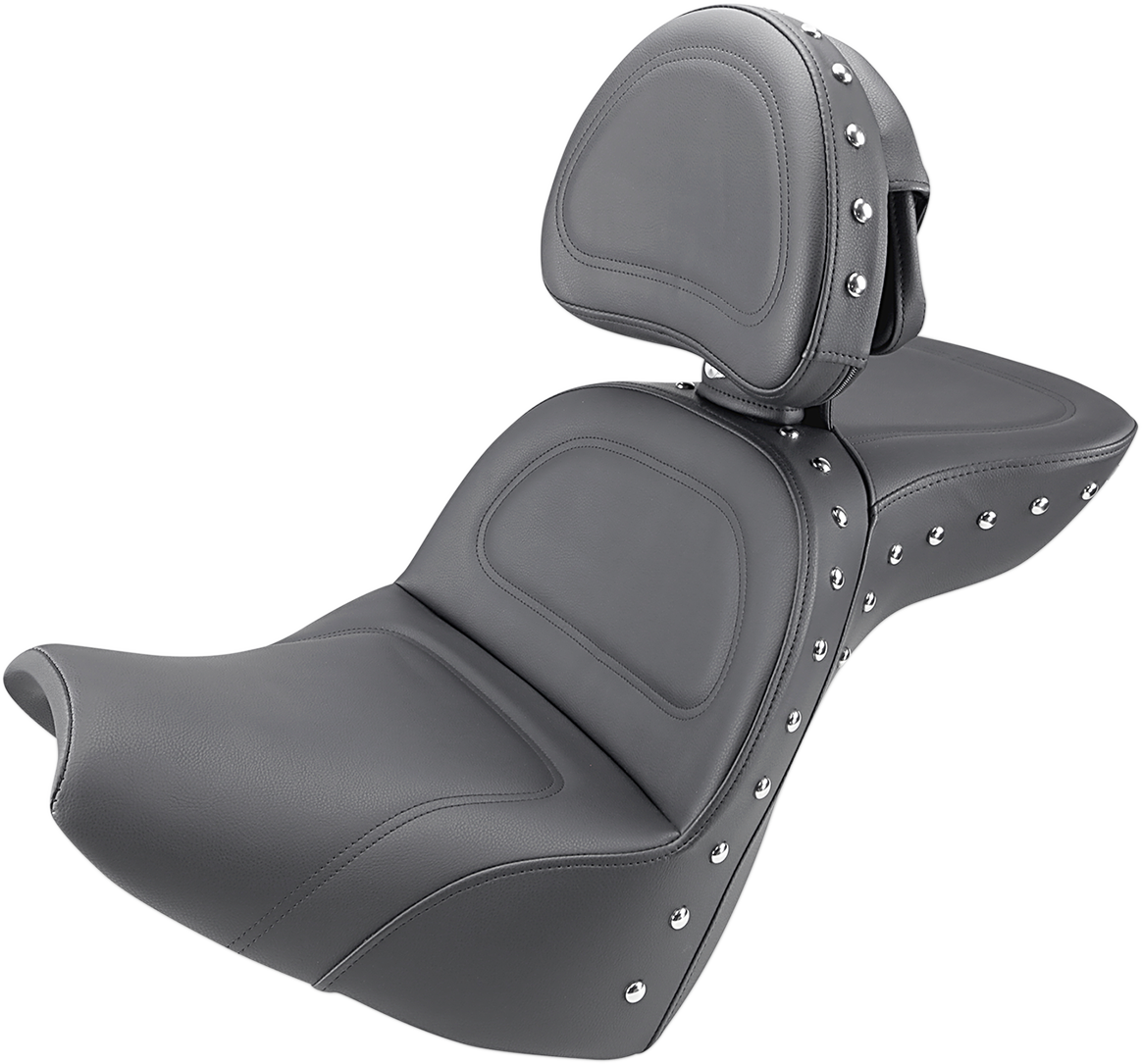 Bill's Exhausts Saddlemen Explorer Special Seat with backrest for FXBR/S 2018-2019 motorcycle, featuring comfortable design and padding.