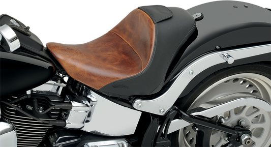 SADDLEMEN Lariat Seat for Softail models 2006-2017, black leather motorcycle seat with contoured design, by Bill's Exhausts