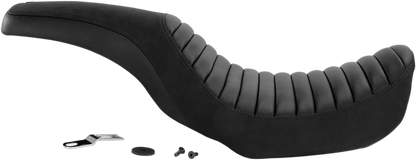 Black Saddlemens Profiler Tuck-n-Roll Seat for Dyna motorcycles, featuring classic stitched design and comfortable profile.