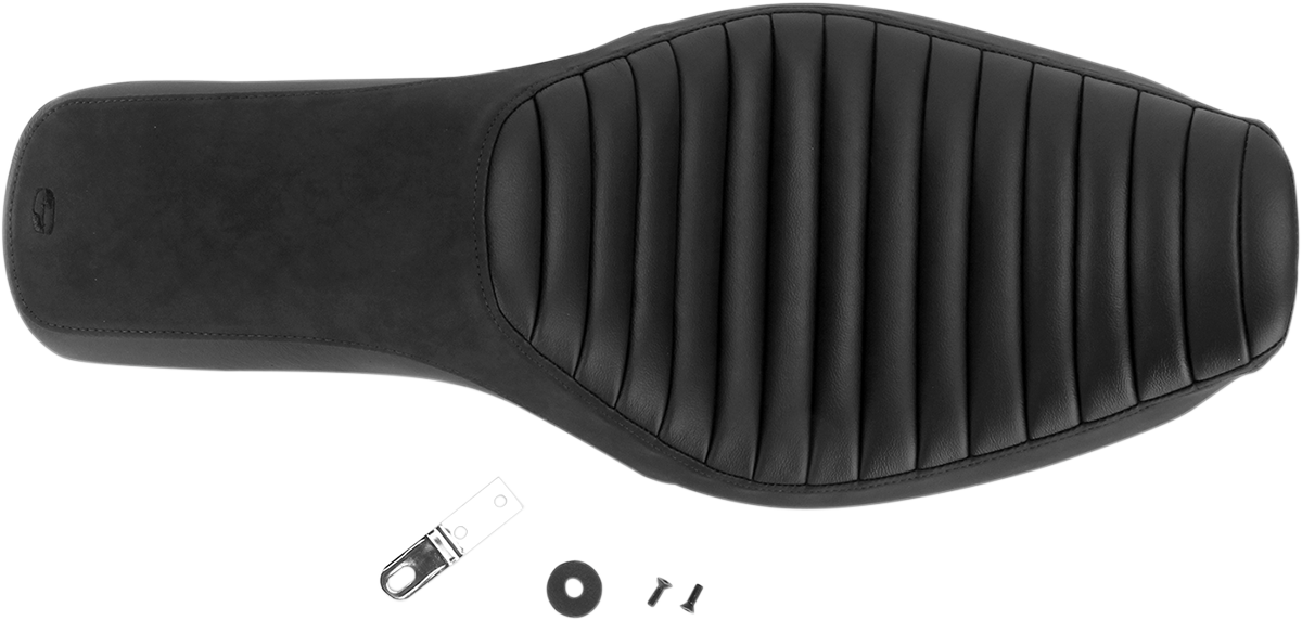 Black SADDLEMEN Profiler Tuck-n-Roll seat for Dyna bikes 2006-2017, featuring classic tuck and roll upholstery.